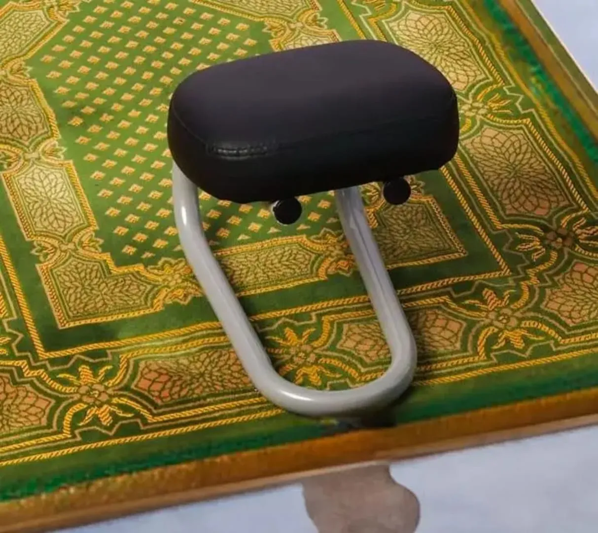 Prayer Seat